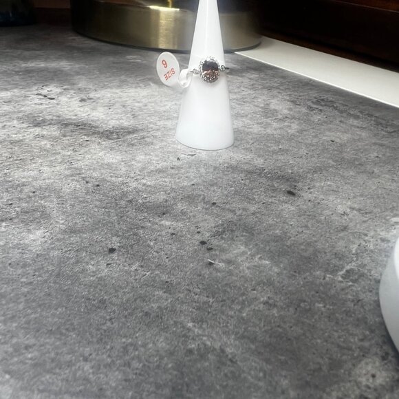 Ring Bomb Party Ring, size 6 dark topaz color gemstone, .925 sterling silver ban - Picture 5 of 7